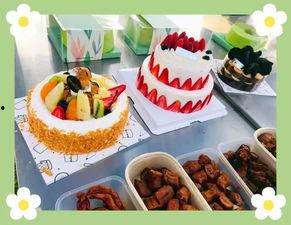 在娱乐公司上班吃瓜